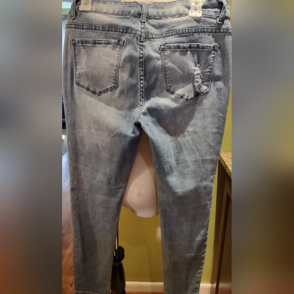 ChiQle Denim Architect Women’s Distressed patch Jeans, sz 11 juniors - Picture 2 of 9